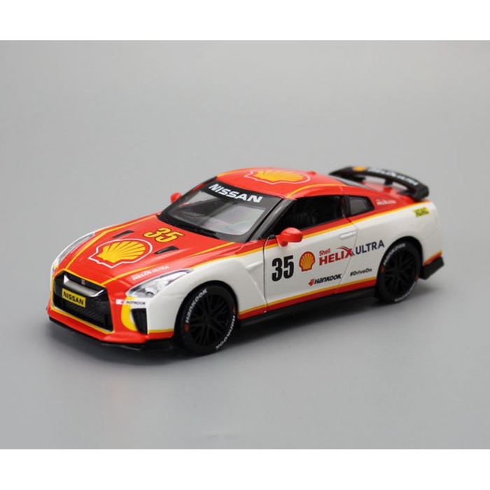 CCA 2020 NISSAN GT-R (R35) 1:42 SCALE (WHITE&RED)