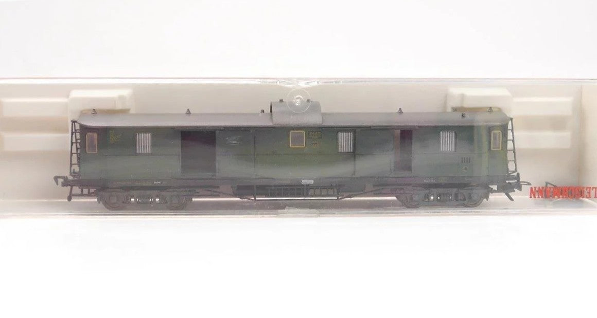 FLEISCHMANN H0 5084 VINTAGE VAN WITH GUARDHOUSE BAGGAGE CAR 108601 ALTONA DRG