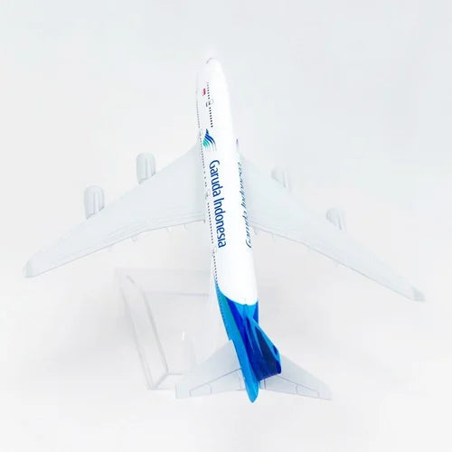 AIRPLANE  DIECAST  METAL  INDONESIA  B747  16CM MODEL