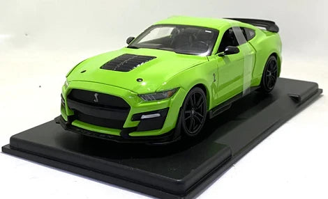 MAISTO 2020 MUSTANG SHELBY GT 500 1/24 GREEN DIE CAST MODEL