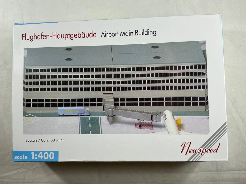 AIRPORT MAIN BUILDING CONSTRUCTION KIT 1:400 SCALE
