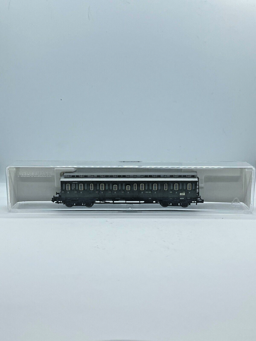 FLEISCHMANN HO 8046 K 2ND CLASS COMPARTMENT COACH B4 041843 FFM OF THE DB