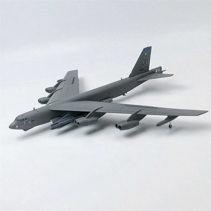DIE CAST AIRPLANE MODEL B-52H STRATOFORTRESS 1/200