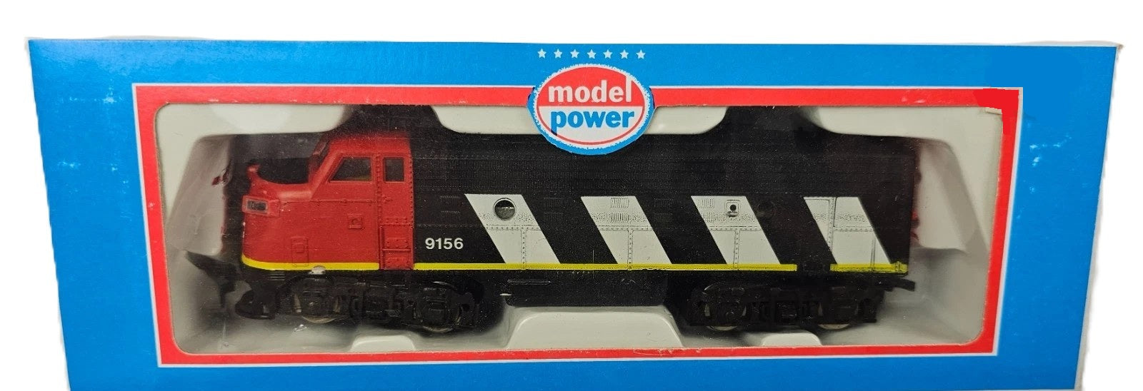 MODEL POWER HO SCALE TRAIN 6613 LOCOMOTIVE CP RAIL F9 / CANADIAN NATIONAL