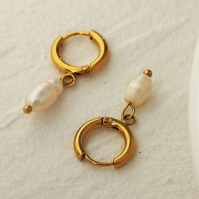 KINSLEY Natural Freshwater Pearl Earrings