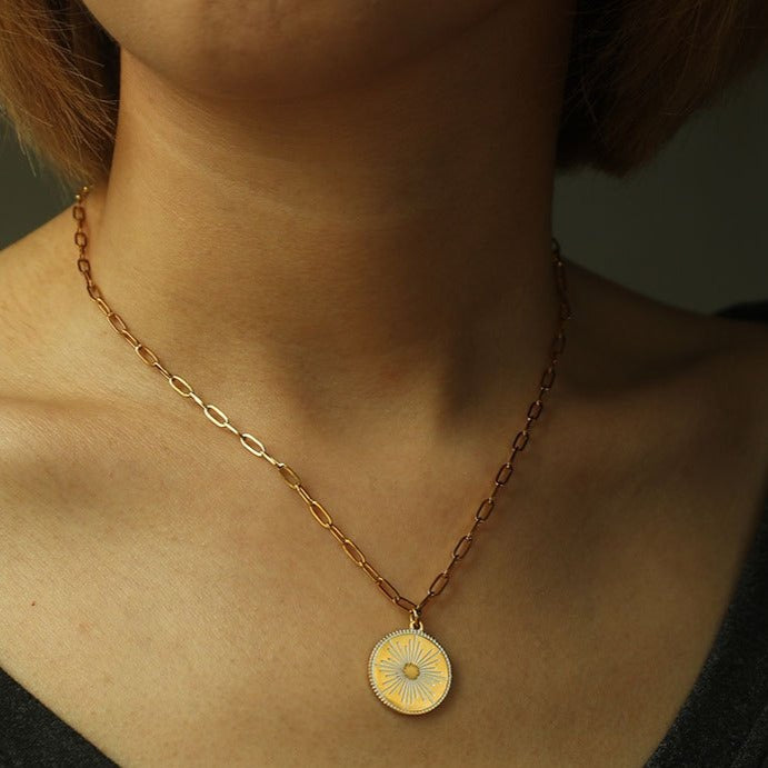 LUNA Necklace