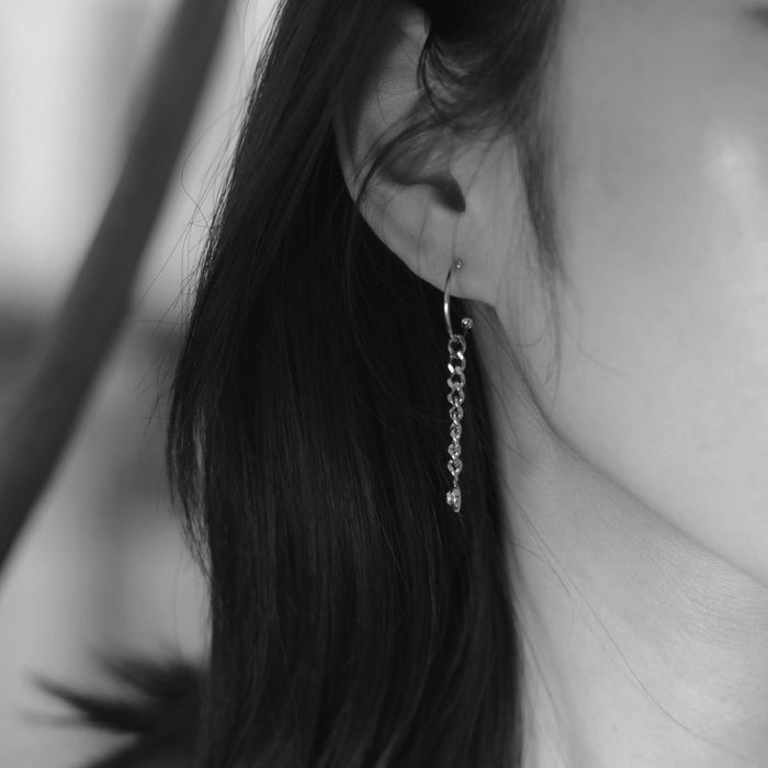 MIYA Drop Earrings