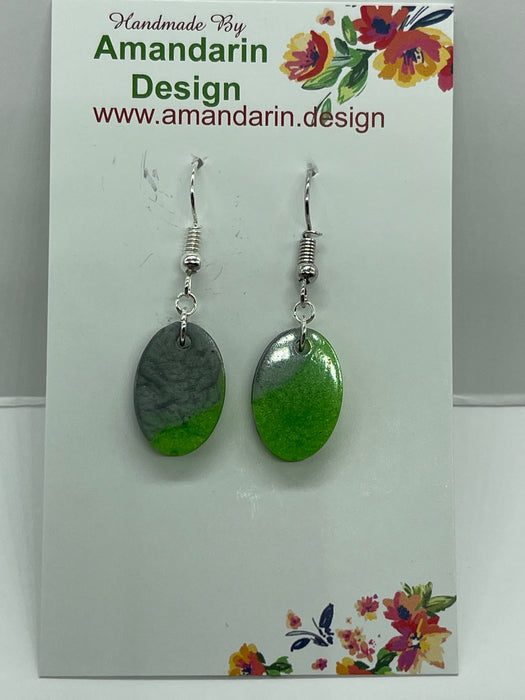 Handmade Resin Retro Earrings.