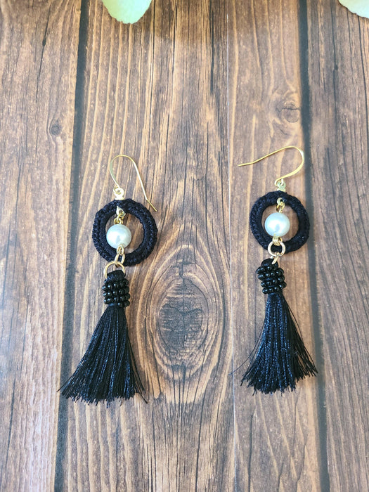 Single Pearl Black Tassels